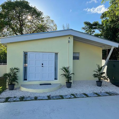 Guesthouse, Beautiful Quiet Location In Nassau, Bahamas Buitenkant foto